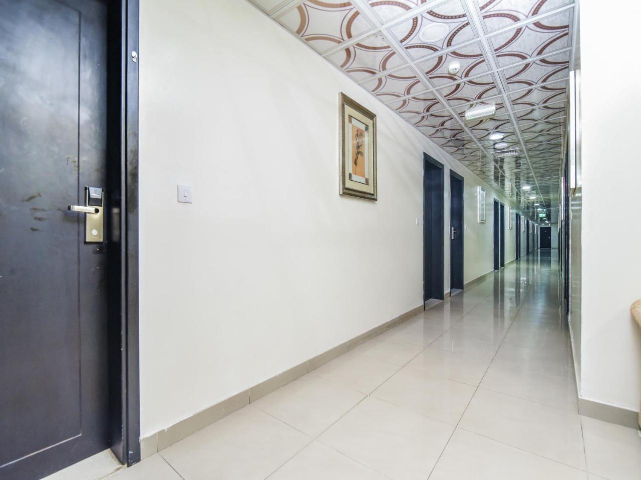 Oyo 138 Empire Hotel Apartments 迪拜 外观 照片