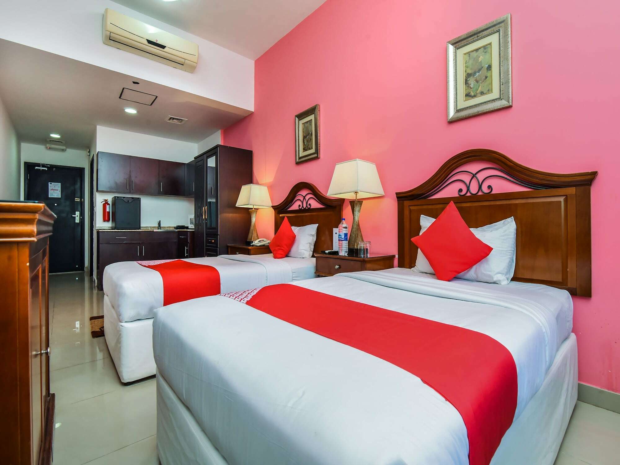 Oyo 138 Empire Hotel Apartments 迪拜 外观 照片